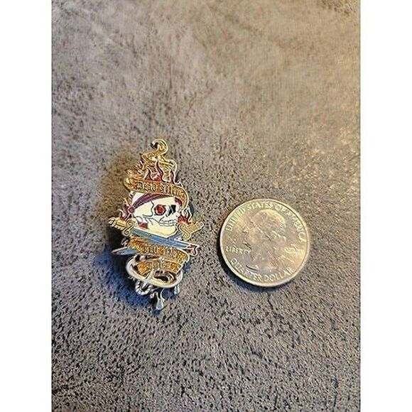 Disney Jeweled Pirates of the Caribbean Pins - Picture 5 of 7